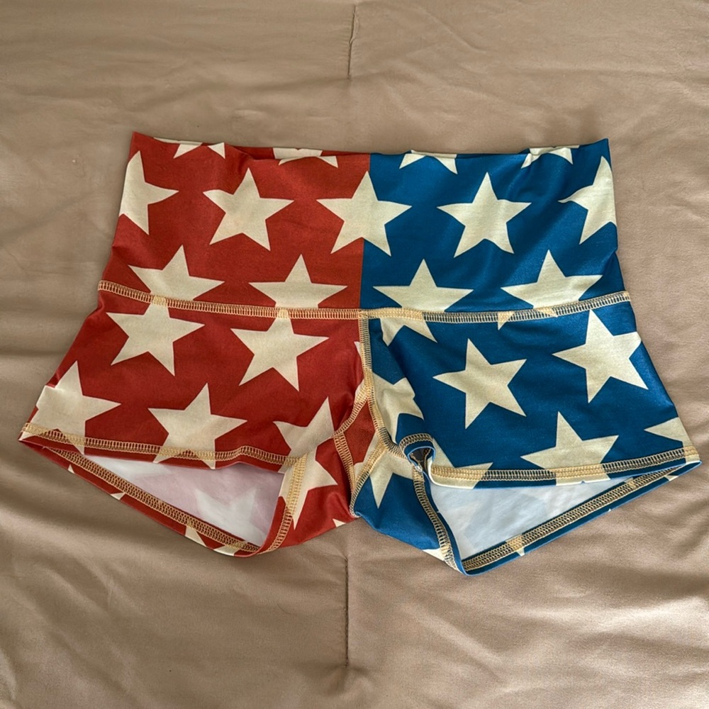 Teeki Red and Blue Star Patterned Women Shorts